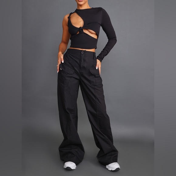 Petite Black Cargo Low Rise Pocket Pants - Picture 1 of 8